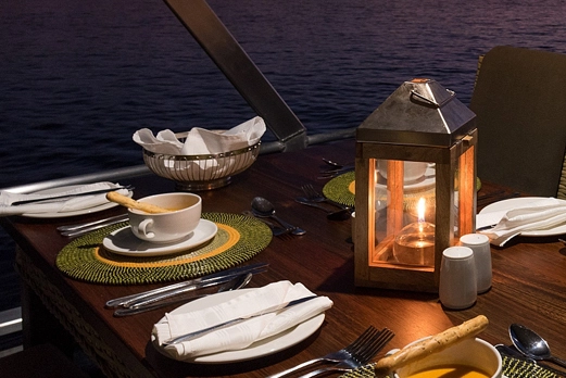 Silvesterkreuzfahrt mit Abendessen auf dem Gardasee